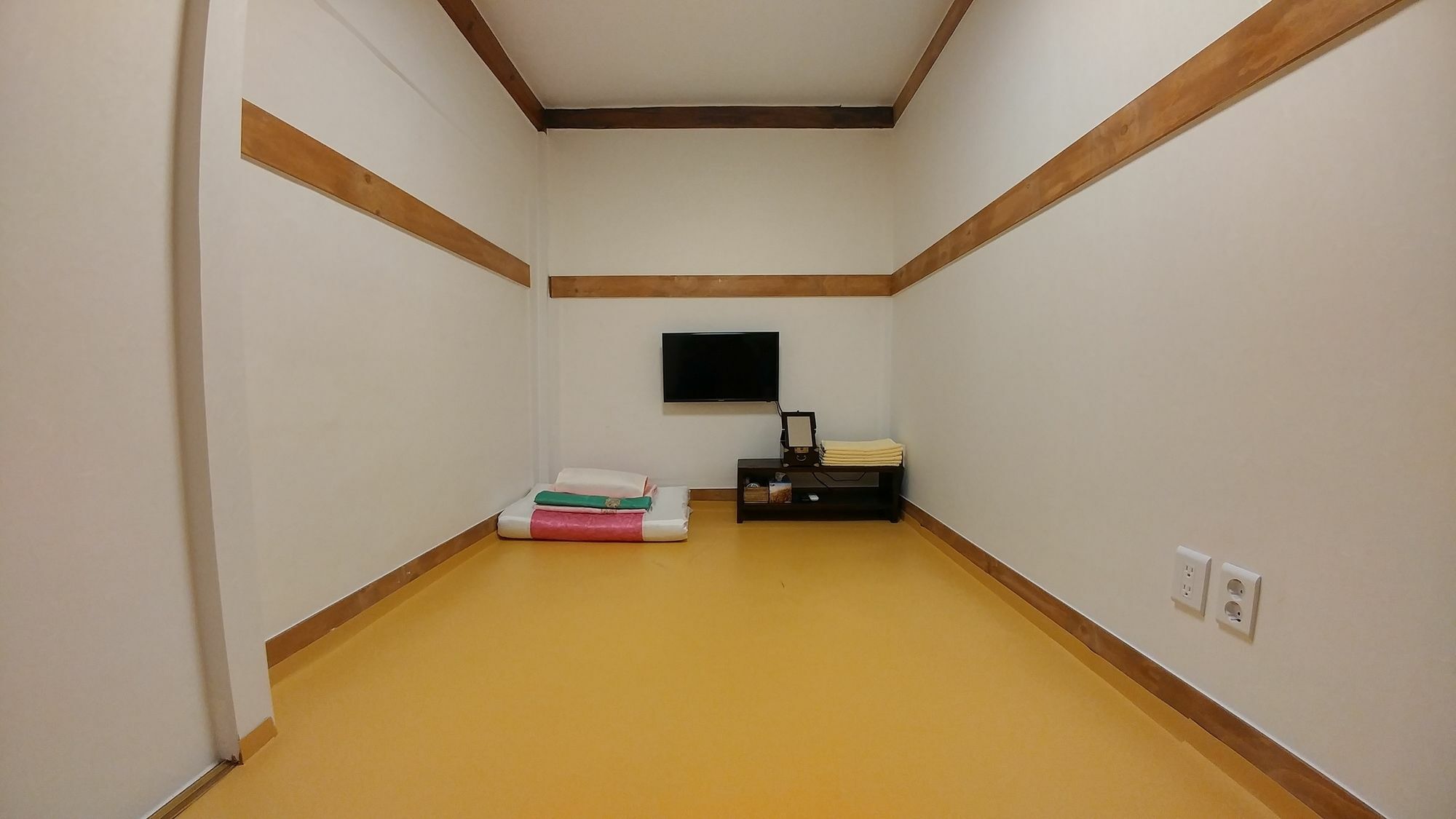 So Hyeon Dang Hanok Hotel 2*